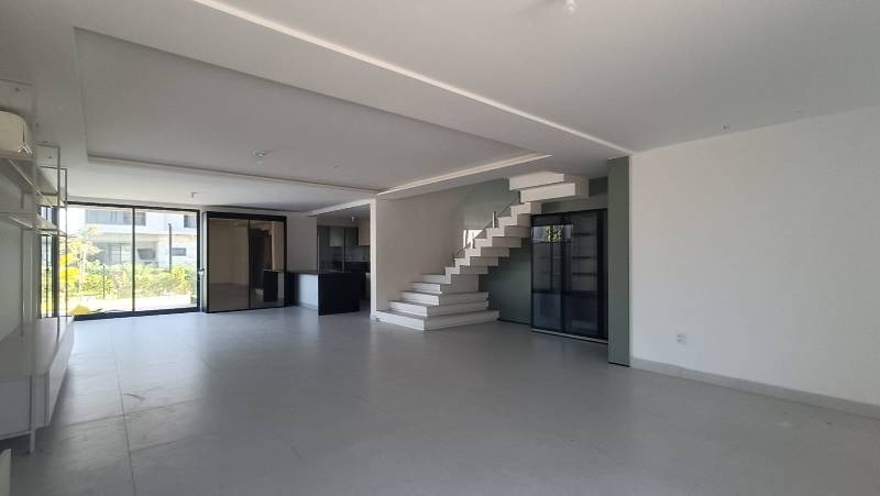 Imagem do produto Casa em Condomínio Fechado em Intermares